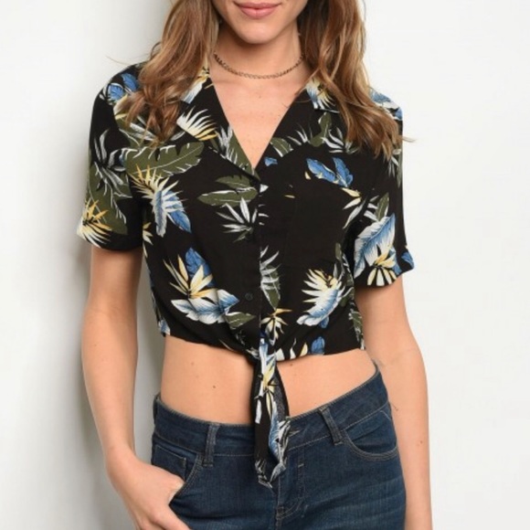 Tropical print button down crop top - Picture 3 of 3